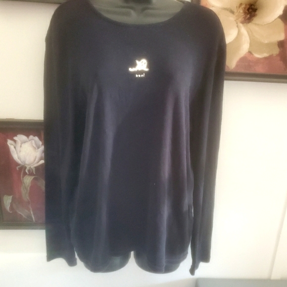 5/$20 Old Navy Halloween Shirt - Picture 1 of 8